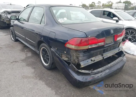 2002 Honda Accord 2.3 Lx из США, поврежденный, VIN 3HGCG66572G704145